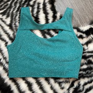 Lululemon Wunder train bra with cutout